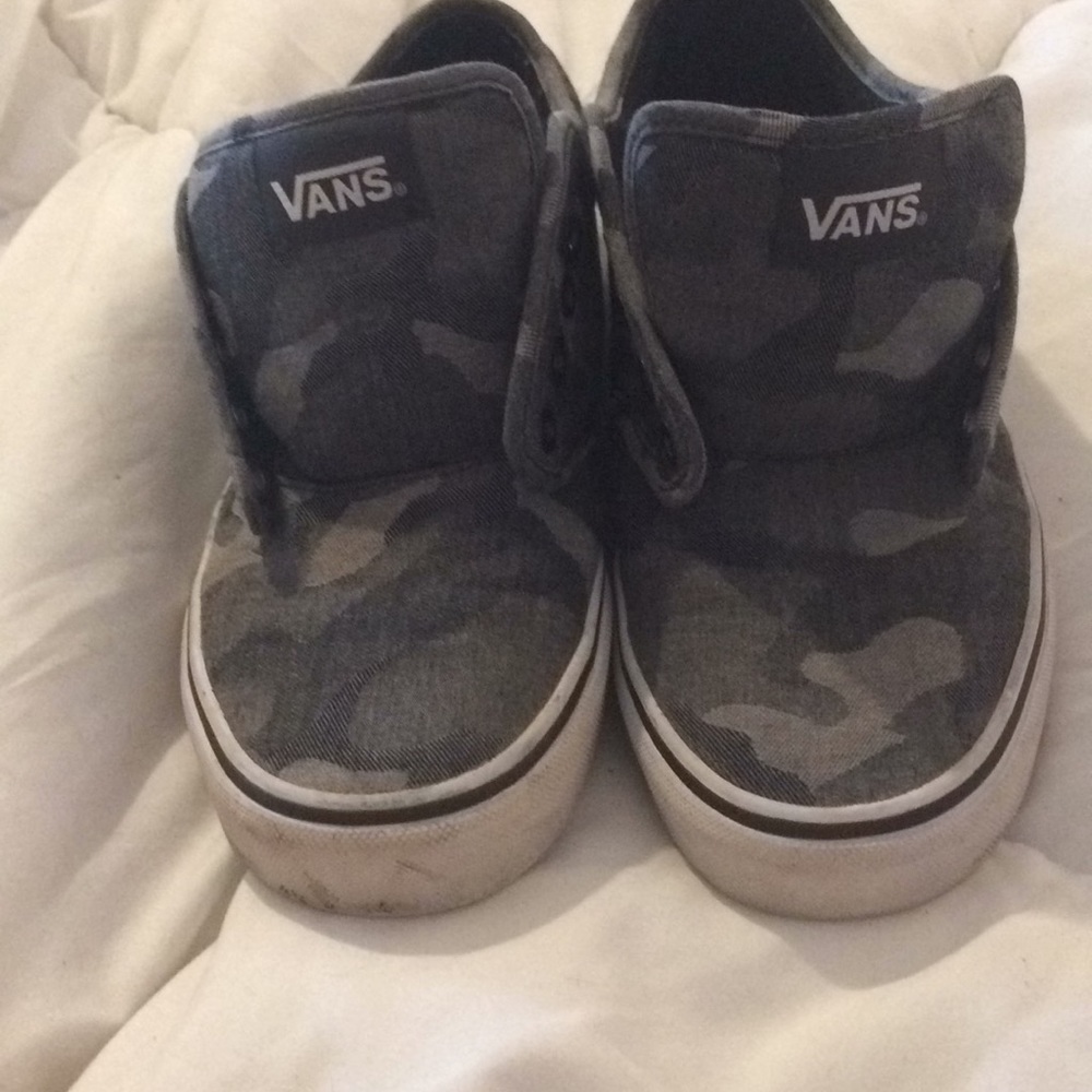🚫Donated🚫Vans 7.5 . Used just one time .
